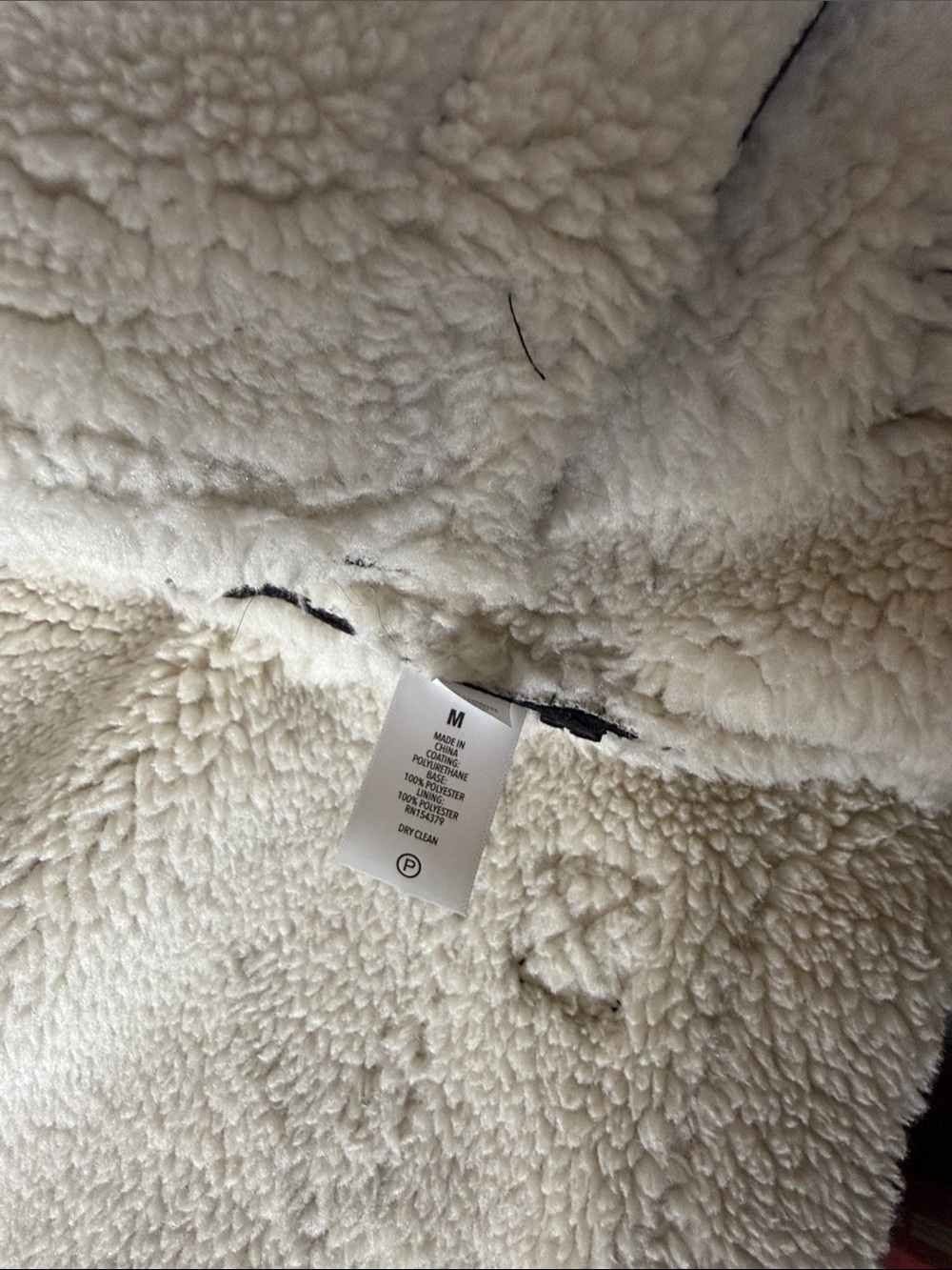 Aeropostale Black Puffer Jacket with Cream Sherpa Trim - Picture 6 of 9